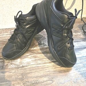 New Balance 2 E Trainers. Slip Resistant. Men Size 11.5. Like New